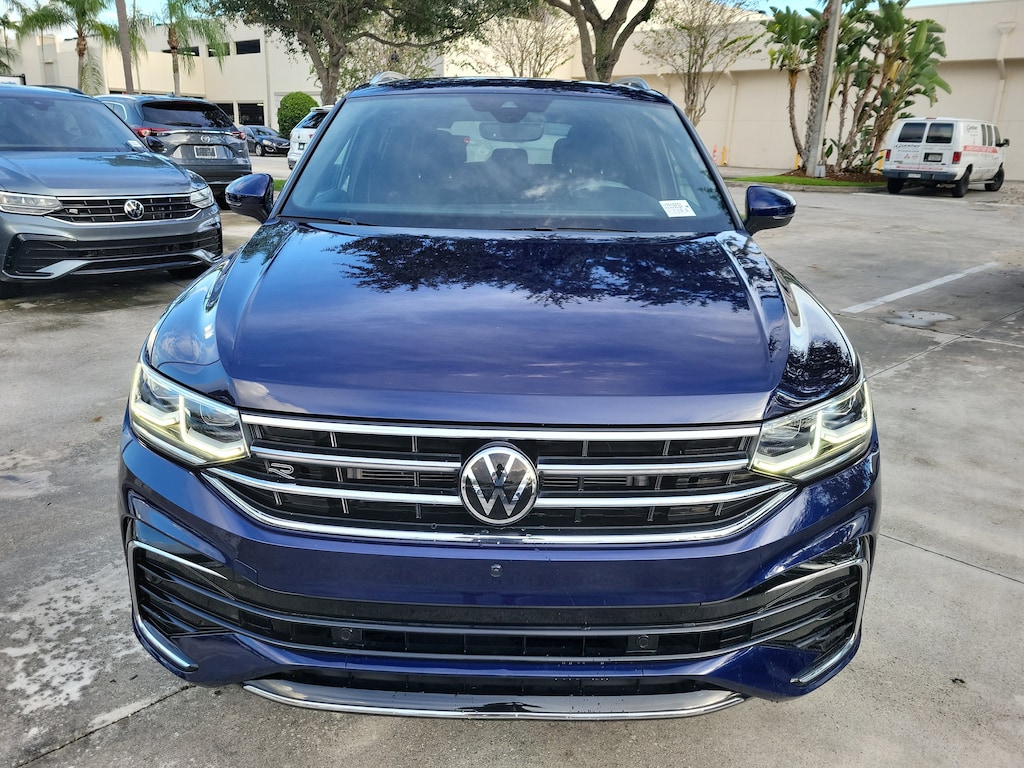 Used 2022 Volkswagen Tiguan SEL R-Line 4MOTION 2.0T SEL R-Line 4MOTION