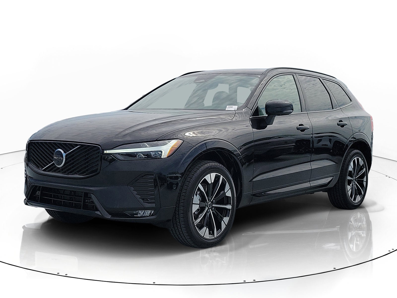 2026 Volvo XC60 B5 Plus Dark AWD's photo