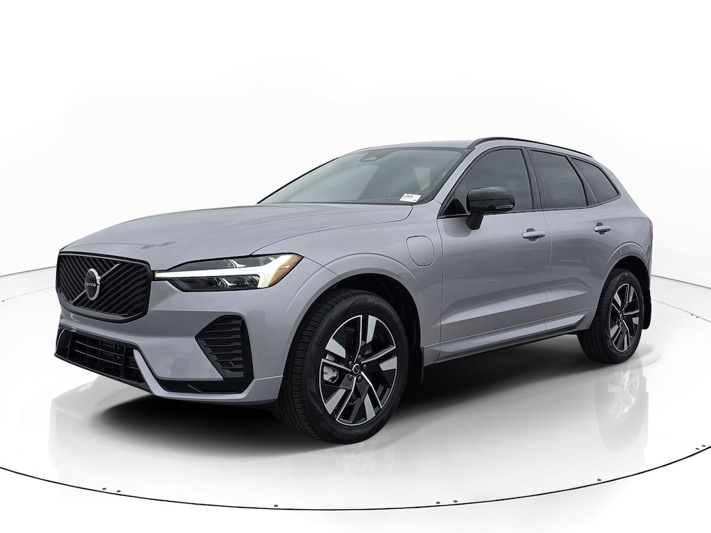 New 2026 Volvo XC60 plug-in hybrid T8 Core SUV