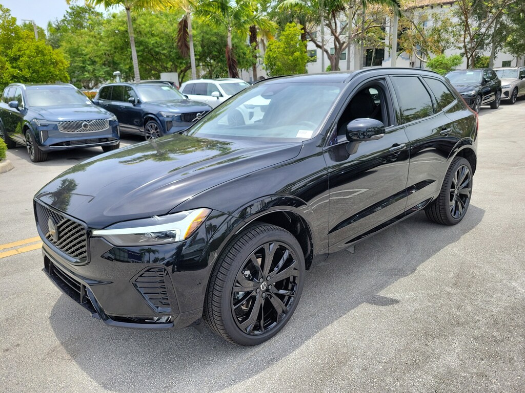 New 2026 Volvo XC60 B5 Ultra Black Edition SUV