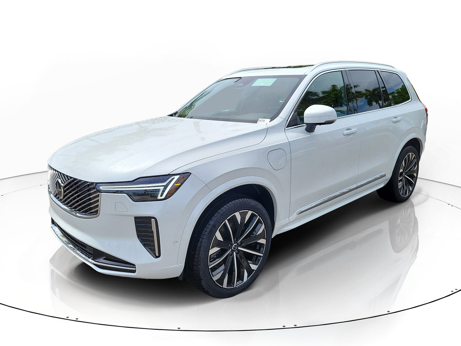 New 2026 Volvo XC90 plug-in hybrid T8 Plus 7-Seater SUV