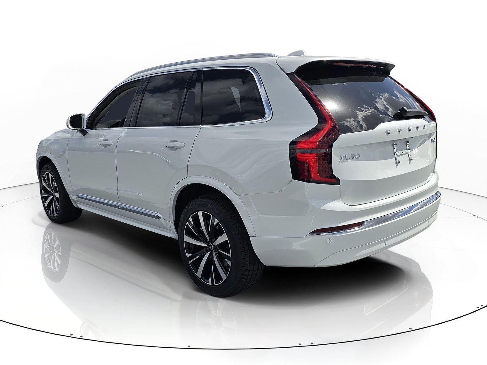 2025 Volvo XC90 Core - Photo 6
