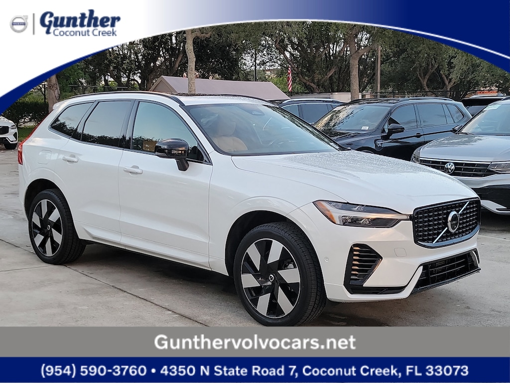 Certified 2023 Volvo XC60 Recharge Plug-In Hybrid Ultimate w/Air Suspension T8 eAWD PHEV Ultimate Dark Theme