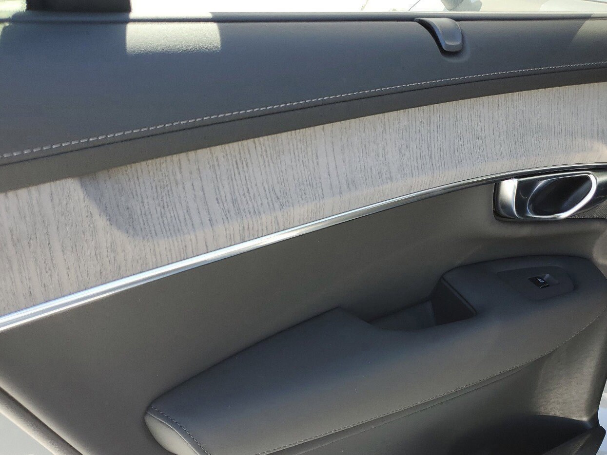 2025 Volvo XC90 Ultra - Photo 10