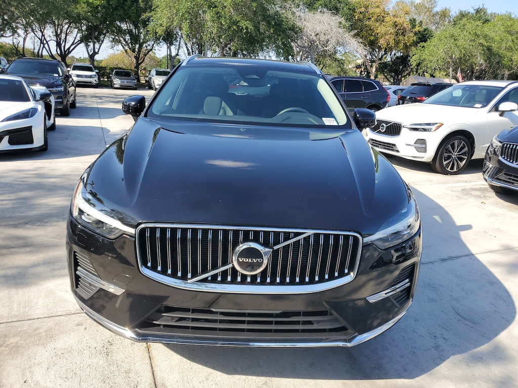 Certified 2023 Volvo XC60 Plus Bright Theme B5 FWD Plus Bright Theme