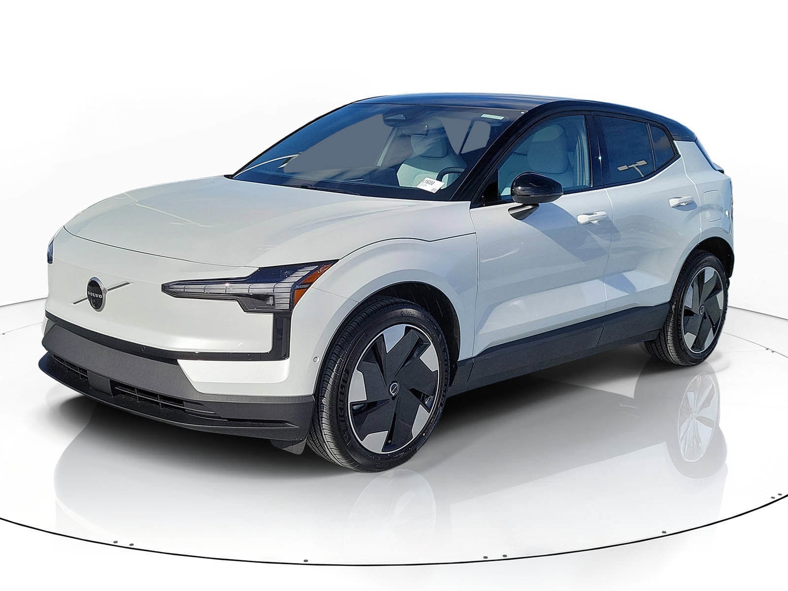 2026 Volvo EX30 Twin Motor Performance Ultra's photo