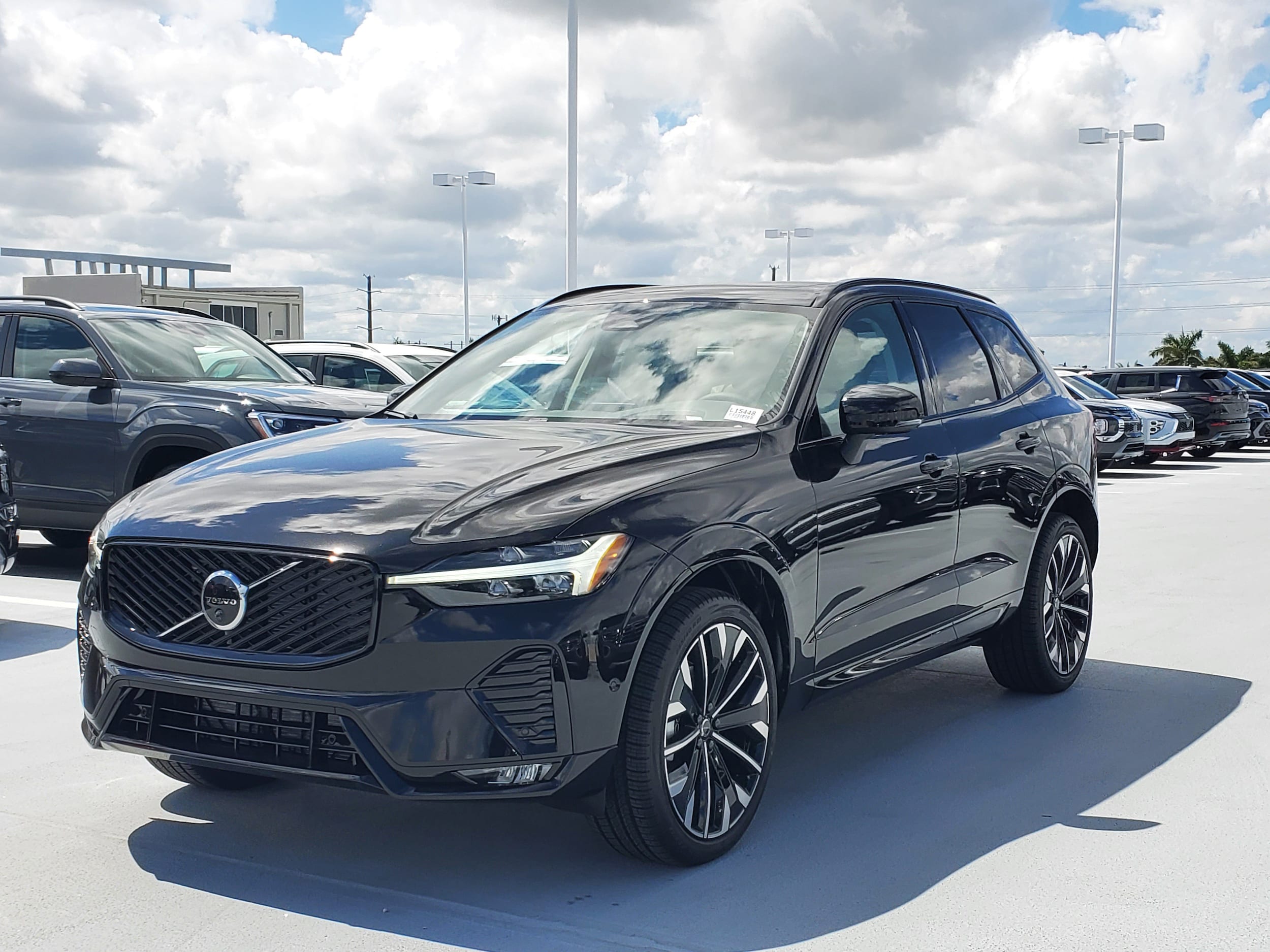 2026 Volvo XC60 Ultra's photo