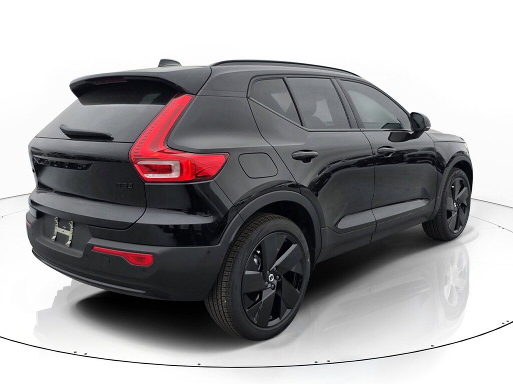 New 2026 Volvo XC40 B5 Ultra Black Edition SUV