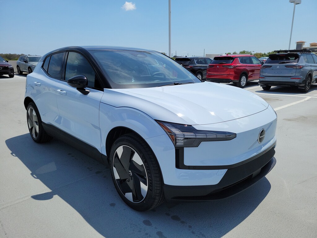 New 2026 Volvo EX30 Twin Motor Plus SUV