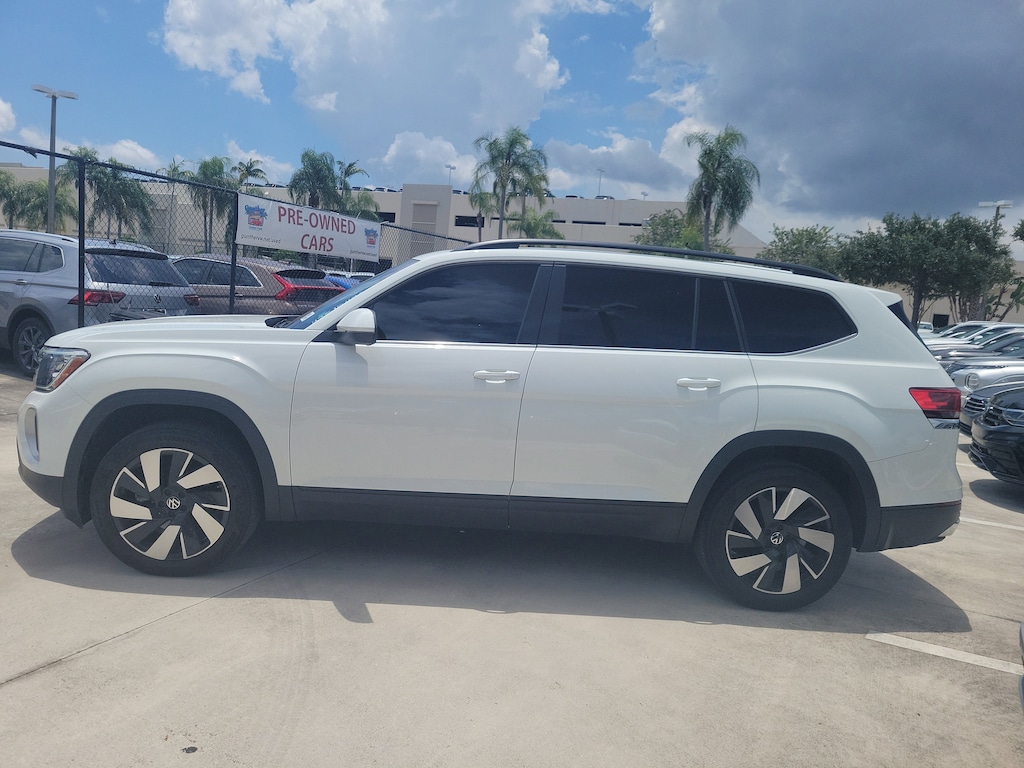 Used 2024 Volkswagen Atlas 2.0T SE w/Technology 2.0T SE w/Technology FWD