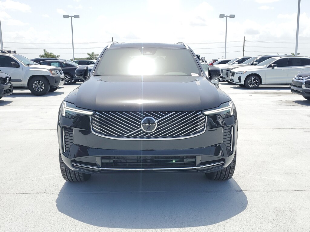New 2026 Volvo XC90 B6 Plus 7-Seater SUV