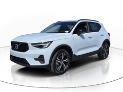2026 Volvo XC40 B5 Core AWD SUV
