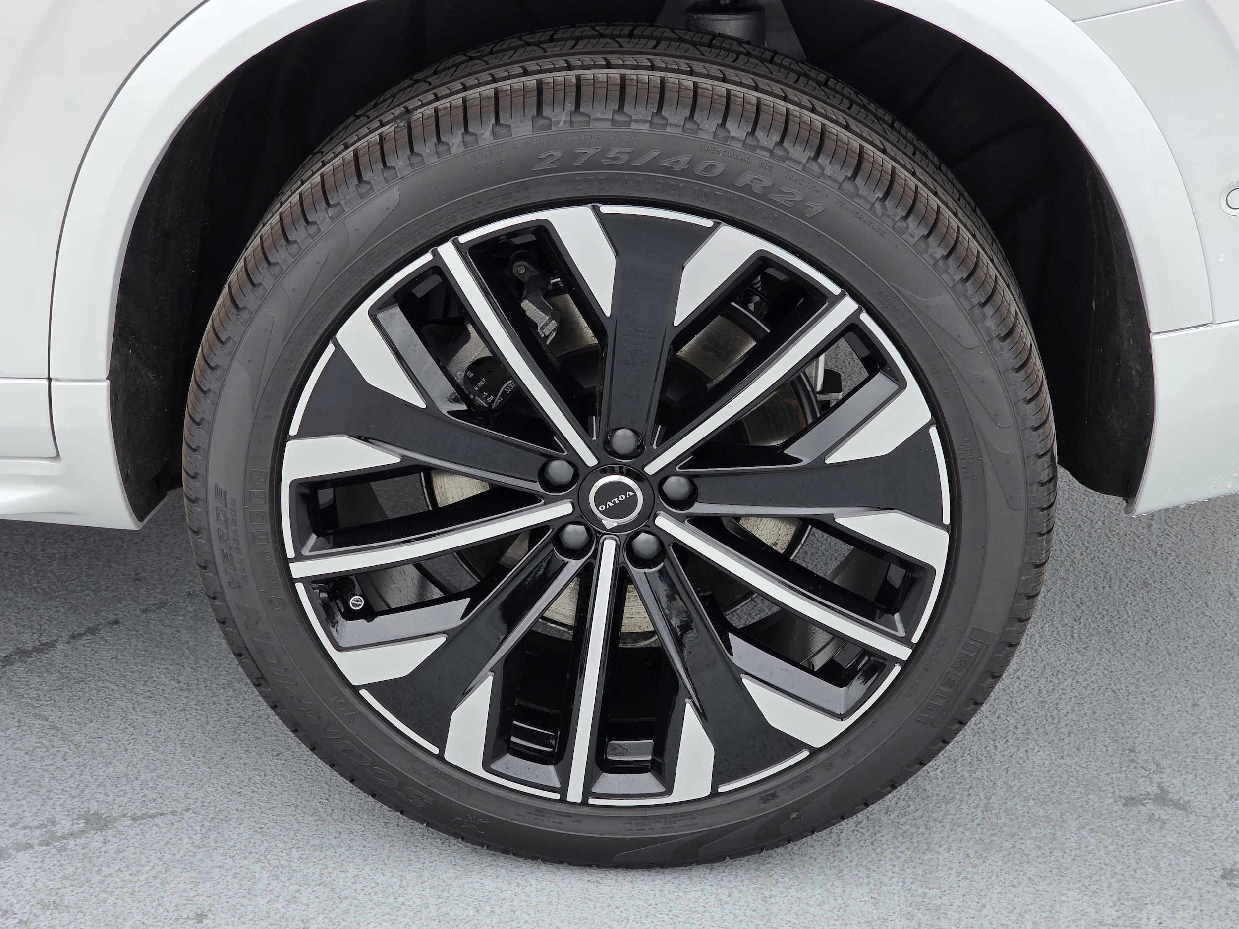 2026 Volvo XC90 Ultra - Photo 6