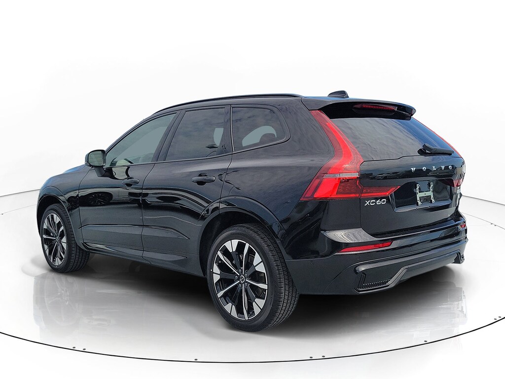 New 2026 Volvo XC60 B5 Plus SUV