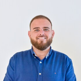 Staff member Carlos Quezada from 9b1abfa0f26d