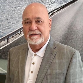 Staff member Tom Latesta from 9b1abfa0f26d