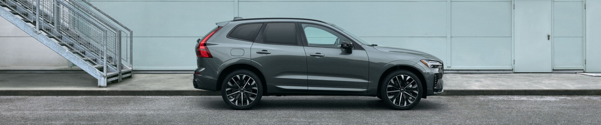 2026 Volvo XC60 Plug-In Hybrid