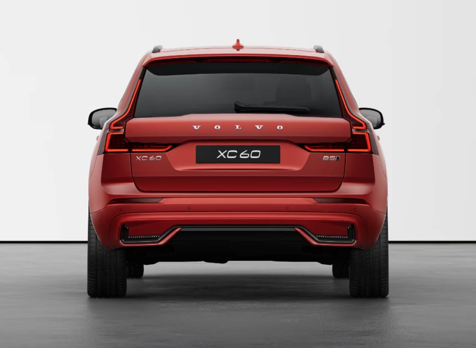 Volvo XC60 vs. Chevrolet Traverse Dimensions and Cargo Spac