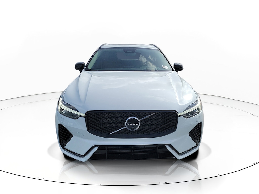 New 2026 Volvo XC60 plug-in hybrid T8 Ultra SUV