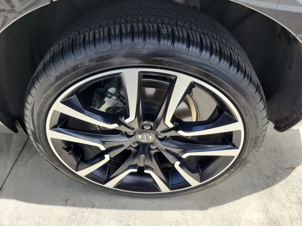 Used 2024 Volvo XC60 Recharge Plug-In Hybrid Ultimate Dark Theme T8 eAWD PHEV Ultimate Dark Theme