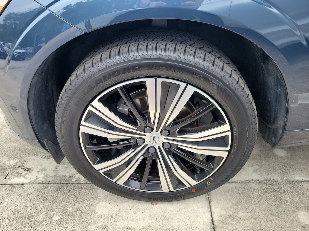 Certified 2023 Volvo XC60 Plus Bright Theme B5 AWD Plus Bright Theme