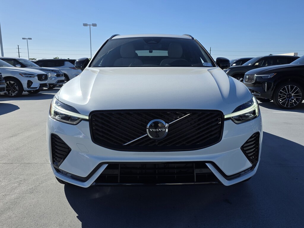 New 2026 Volvo XC60 B5 Plus SUV