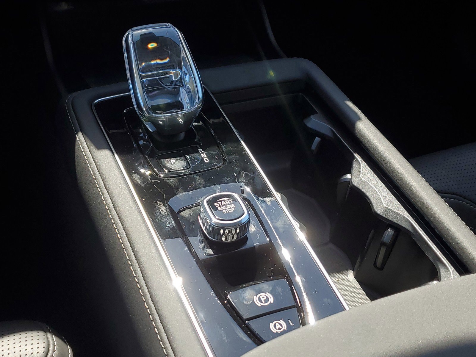 2025 Volvo XC90 Ultra - Photo 36