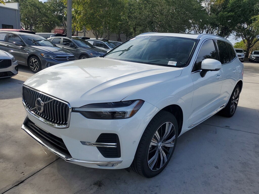 Certified 2023 Volvo XC60 Plus Bright Theme B5 FWD Plus Bright Theme