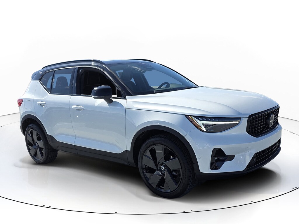 New 2026 Volvo XC40 B5 Ultra Black Edition SUV