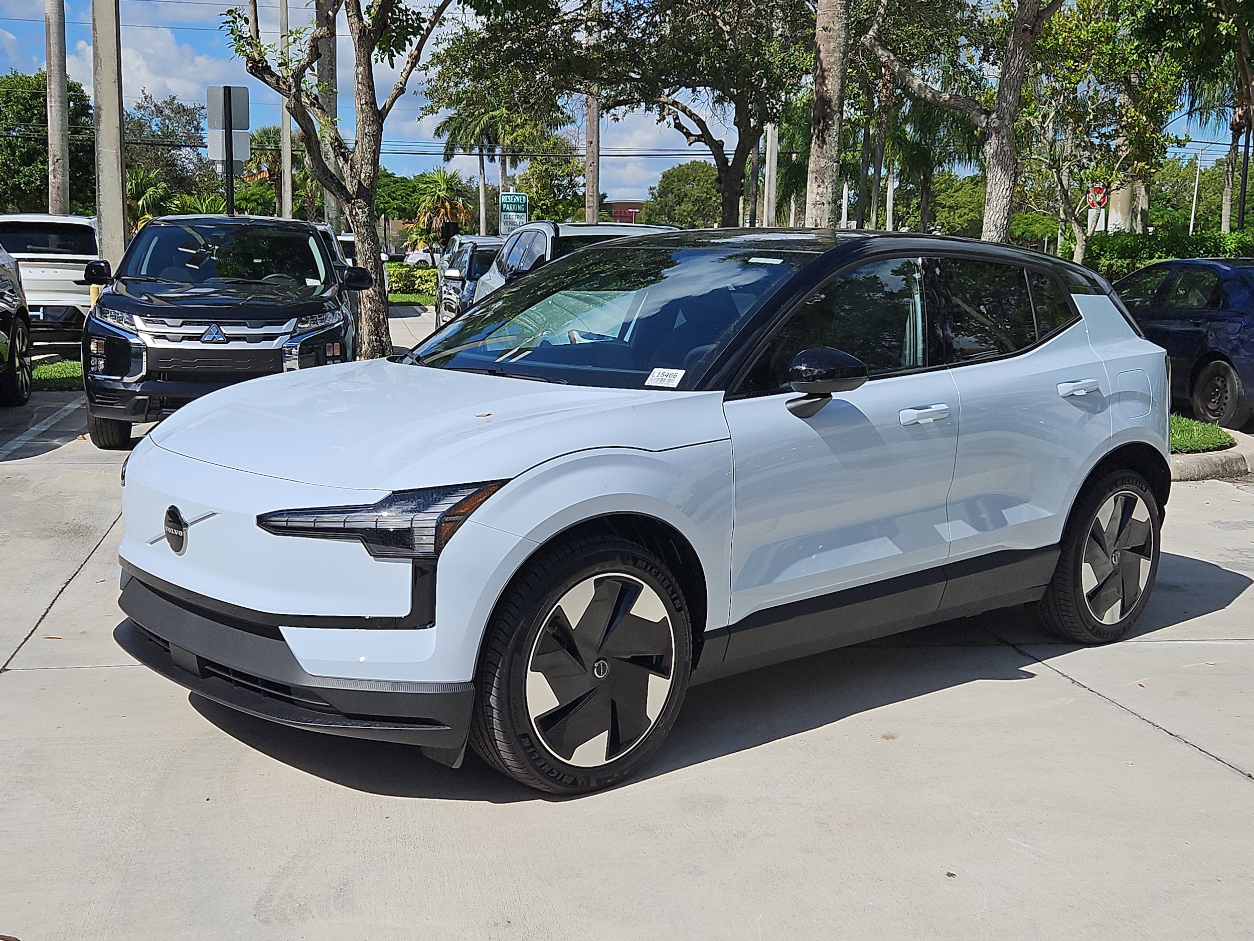 2025 Volvo EX30 Plus