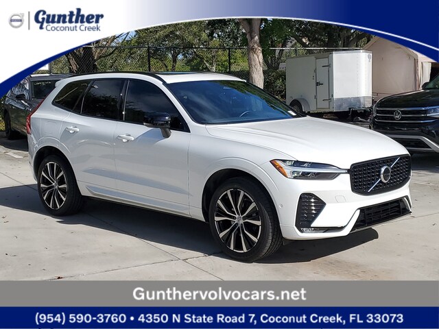 2023 Volvo XC60 Plus Dark Theme B5 AWD Plus Dark Theme