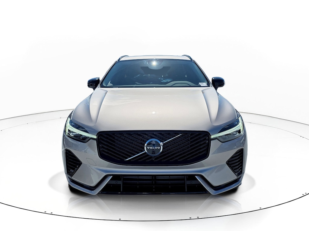 New 2026 Volvo XC60 plug-in hybrid T8 Plus SUV