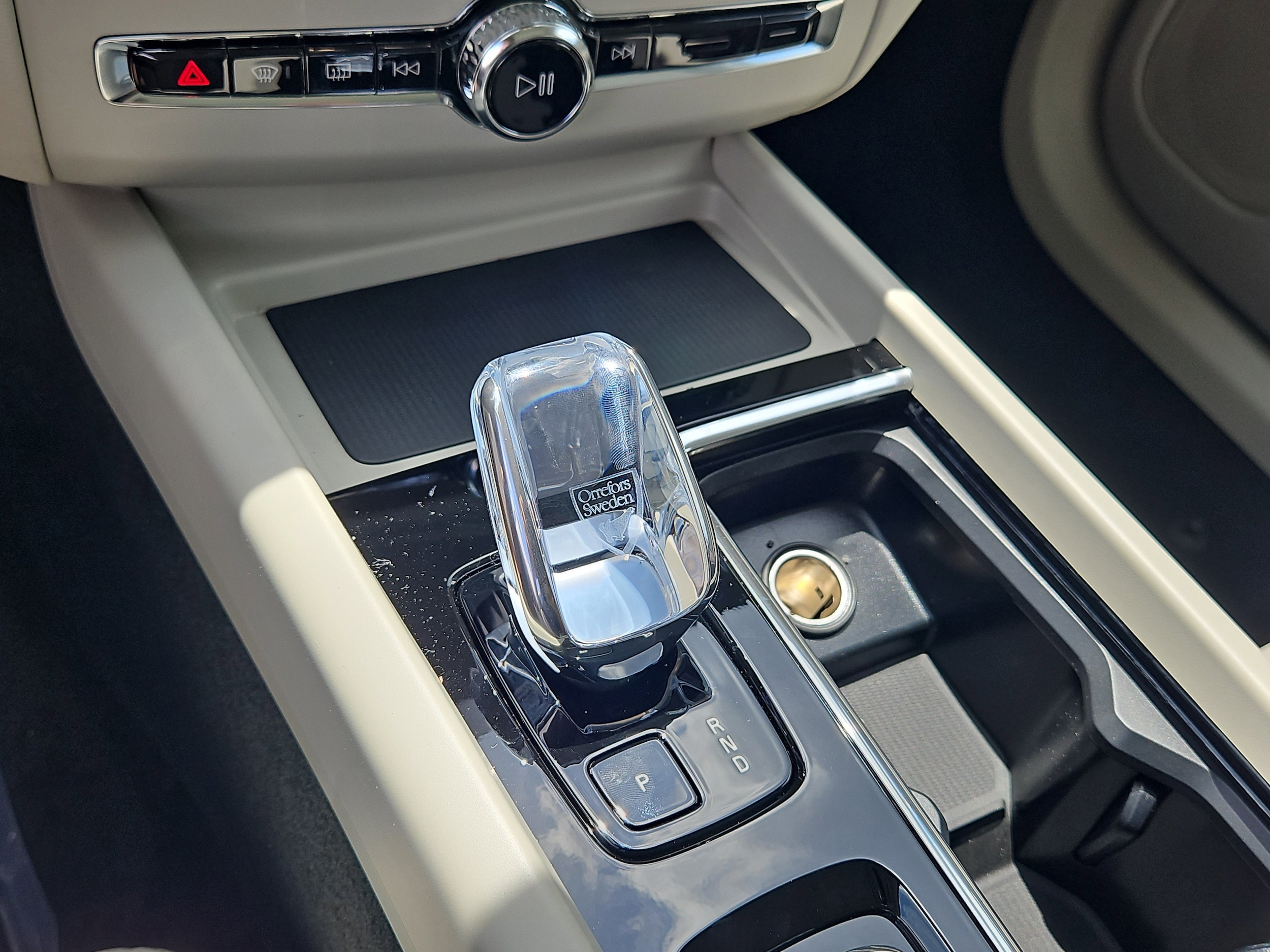 2026 Volvo XC60 Ultra - Photo 17