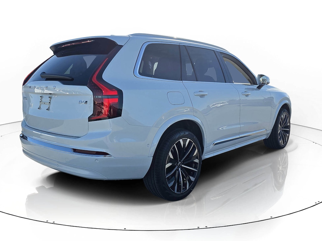 New 2026 Volvo XC90 B6 Ultra 7-Seater SUV
