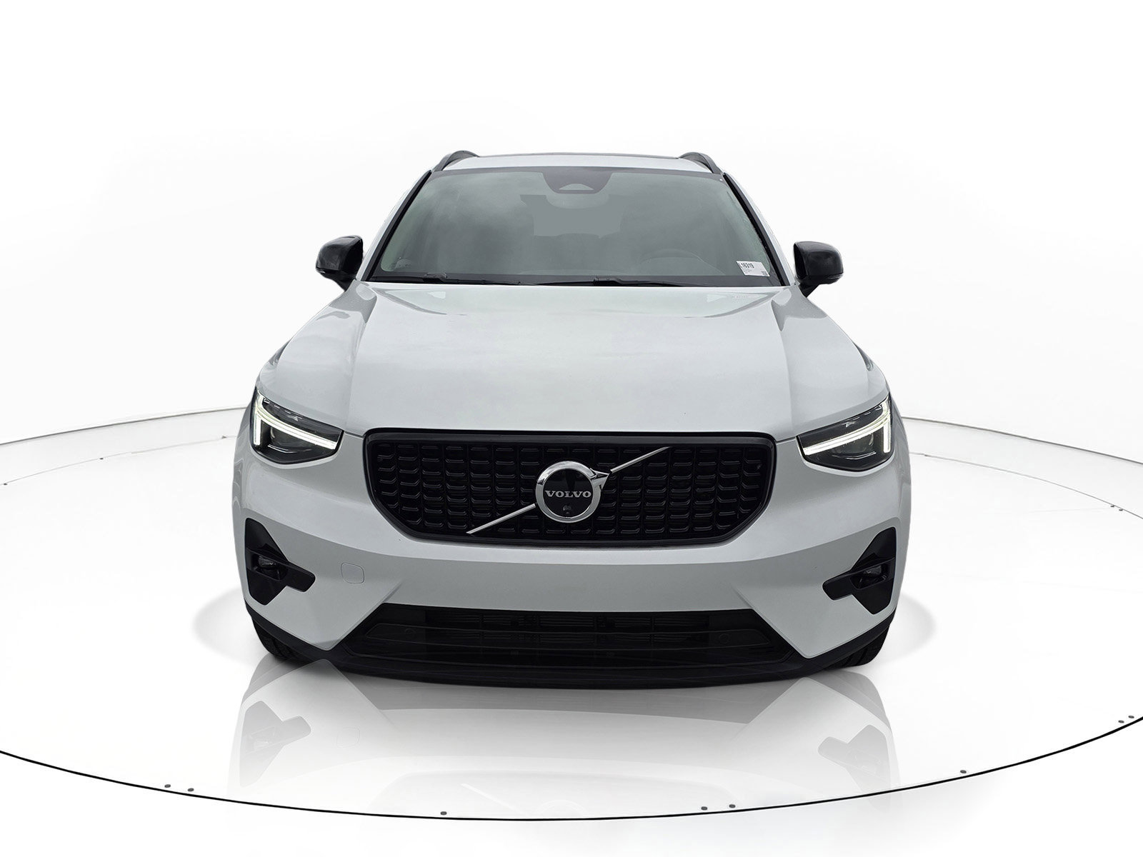 New 2026 Volvo XC40 B5 Plus SUV