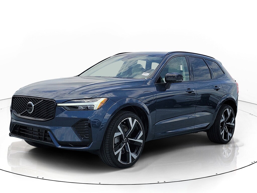 New 2026 Volvo XC60 plug-in hybrid T8 Ultra SUV