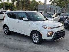 2022 Kia Soul LX LX IVT