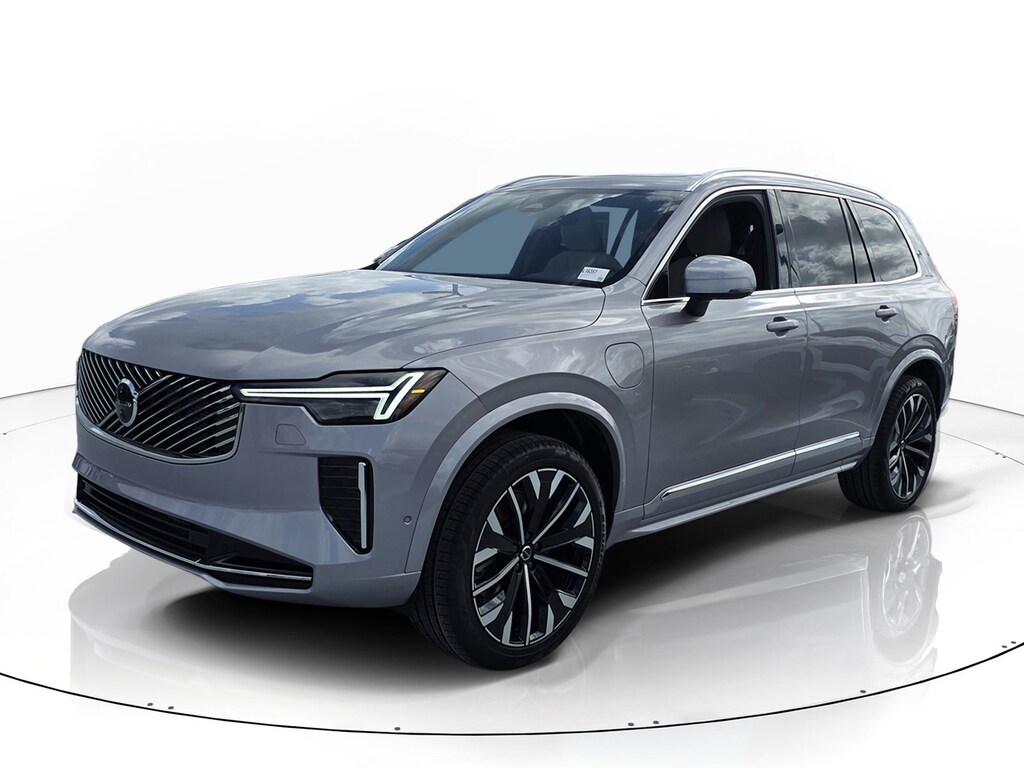 New 2026 Volvo XC90 plug-in hybrid T8 Plus 7-Seater SUV