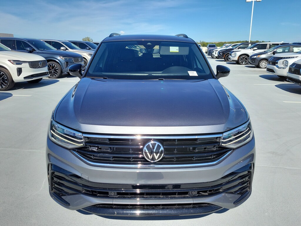 Used 2023 Volkswagen Tiguan SE R-Line Black w/Panoramic Sunroof 2.0T SE R-Line Black FWD