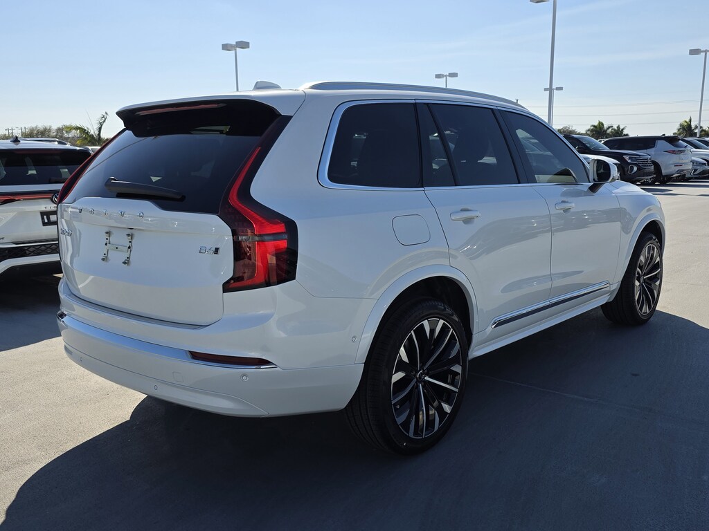 New 2026 Volvo XC90 B6 Plus 7-Seater SUV