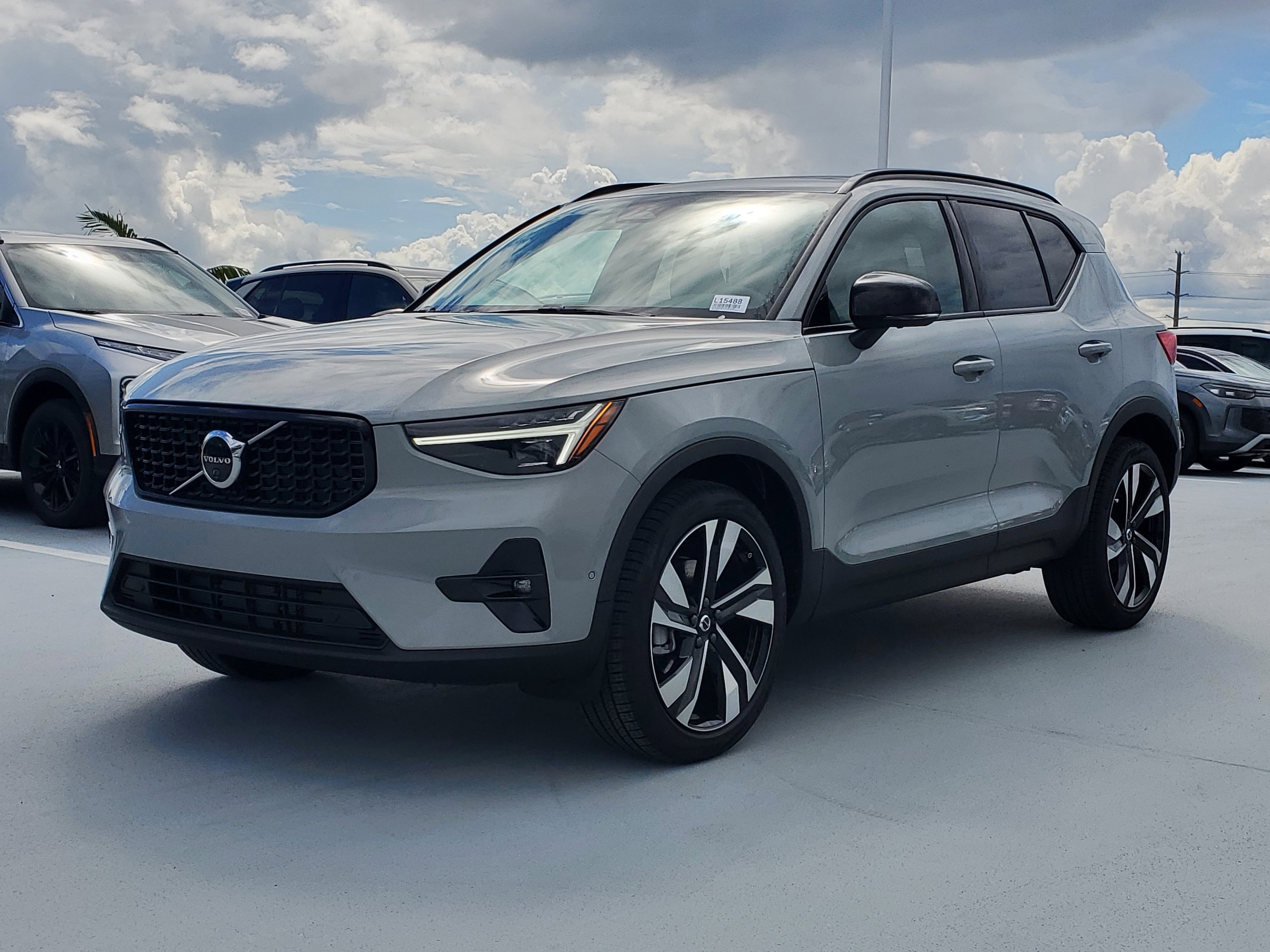 2026 Volvo XC40 Plus