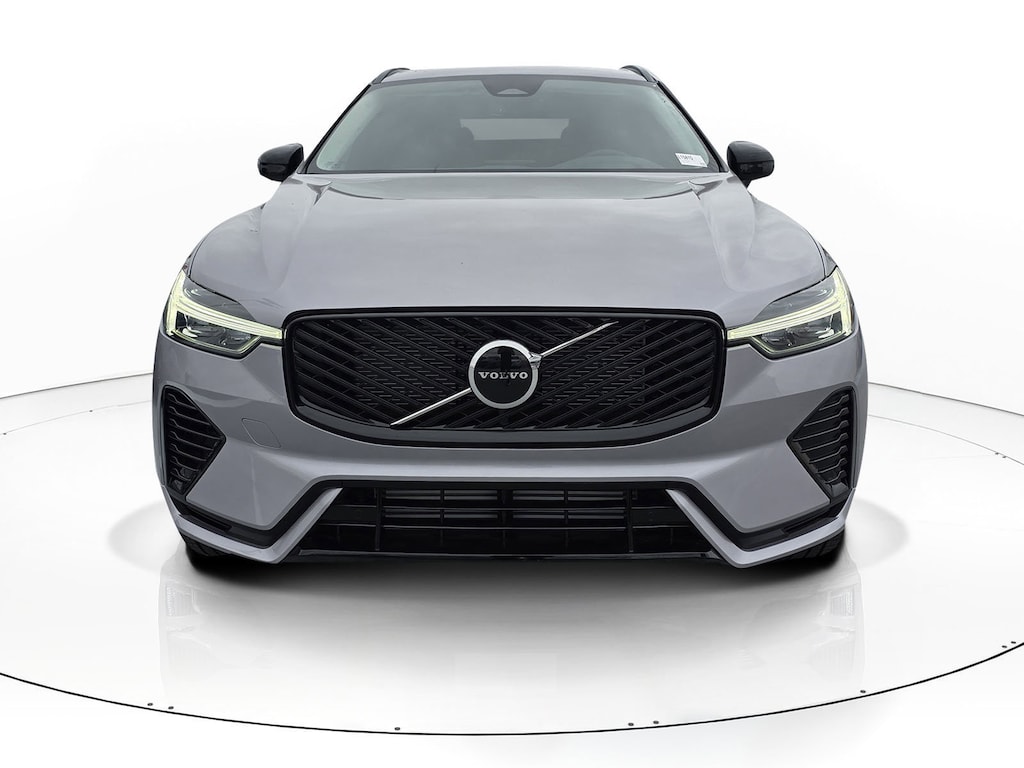 New 2026 Volvo XC60 plug-in hybrid T8 Core SUV