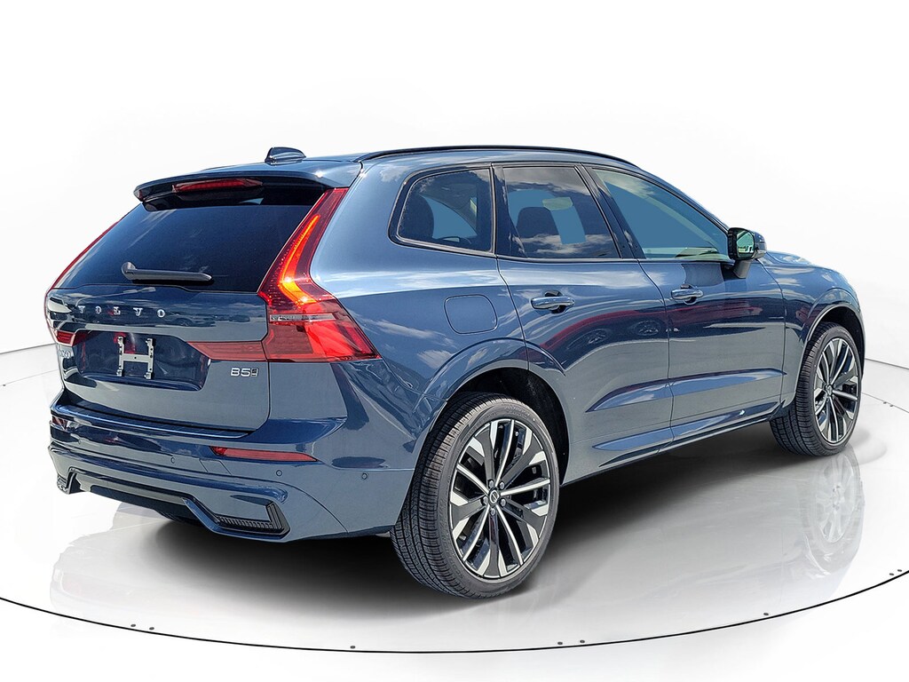 New 2026 Volvo XC60 B5 Ultra SUV