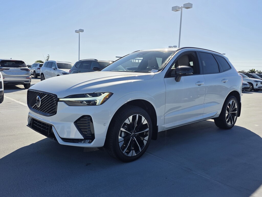 New 2026 Volvo XC60 B5 Plus SUV