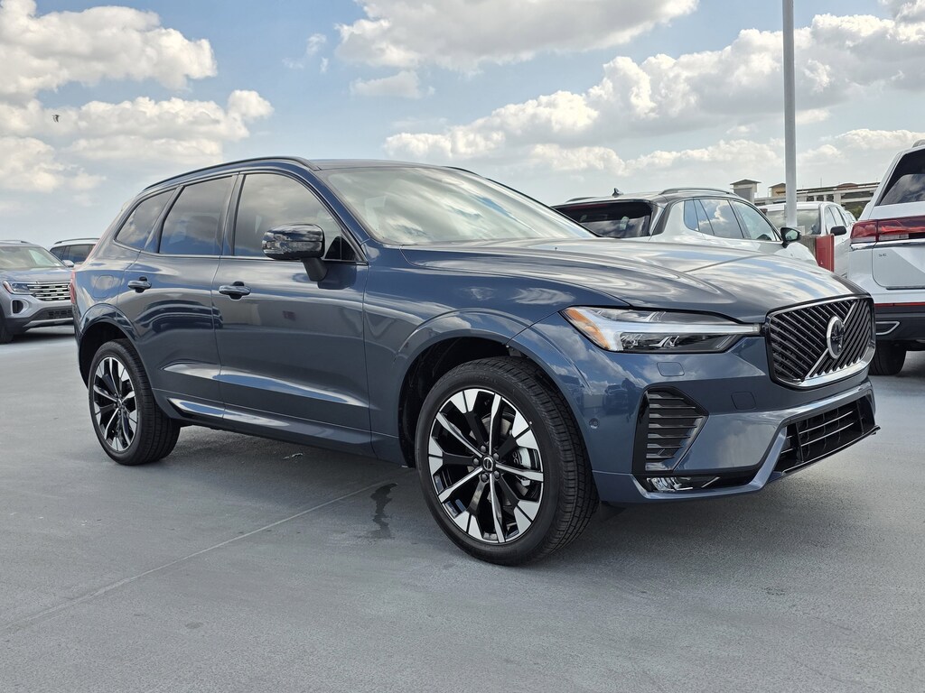 New 2026 Volvo XC60 B5 Plus SUV