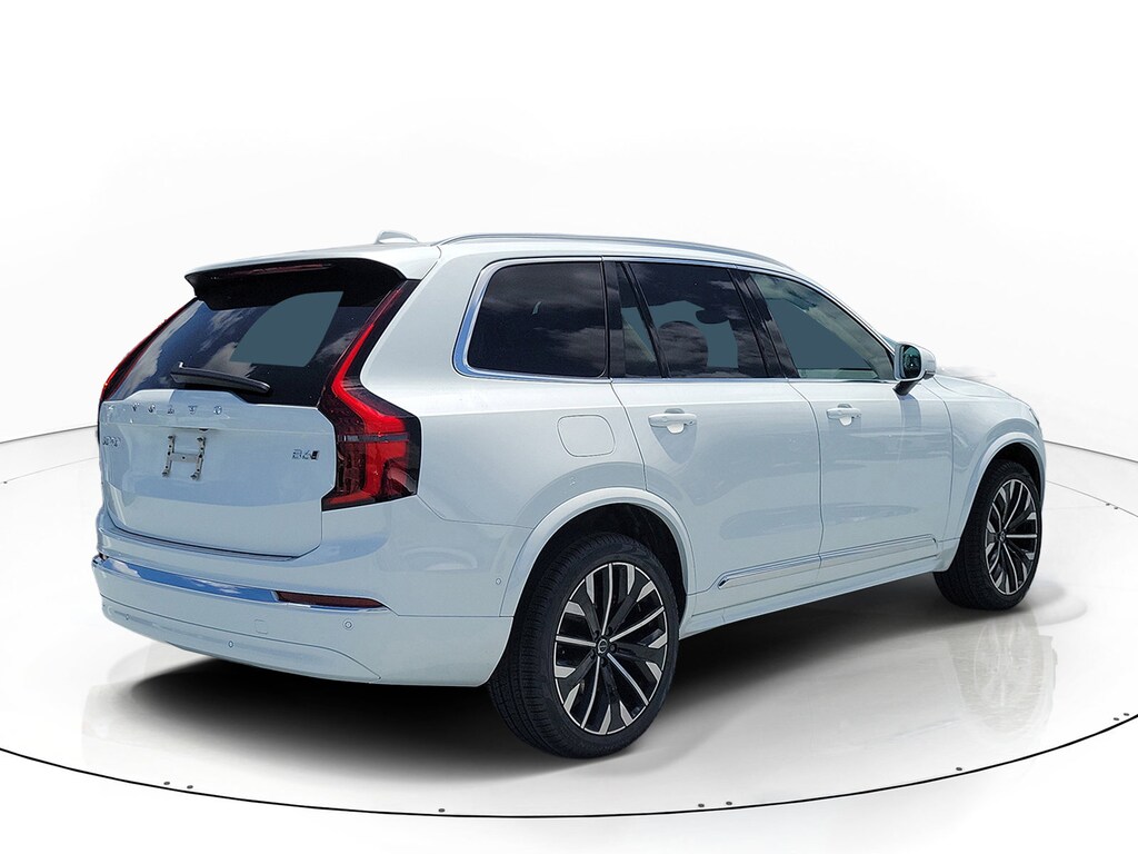 New 2026 Volvo XC90 B6 Plus 7-Seater SUV