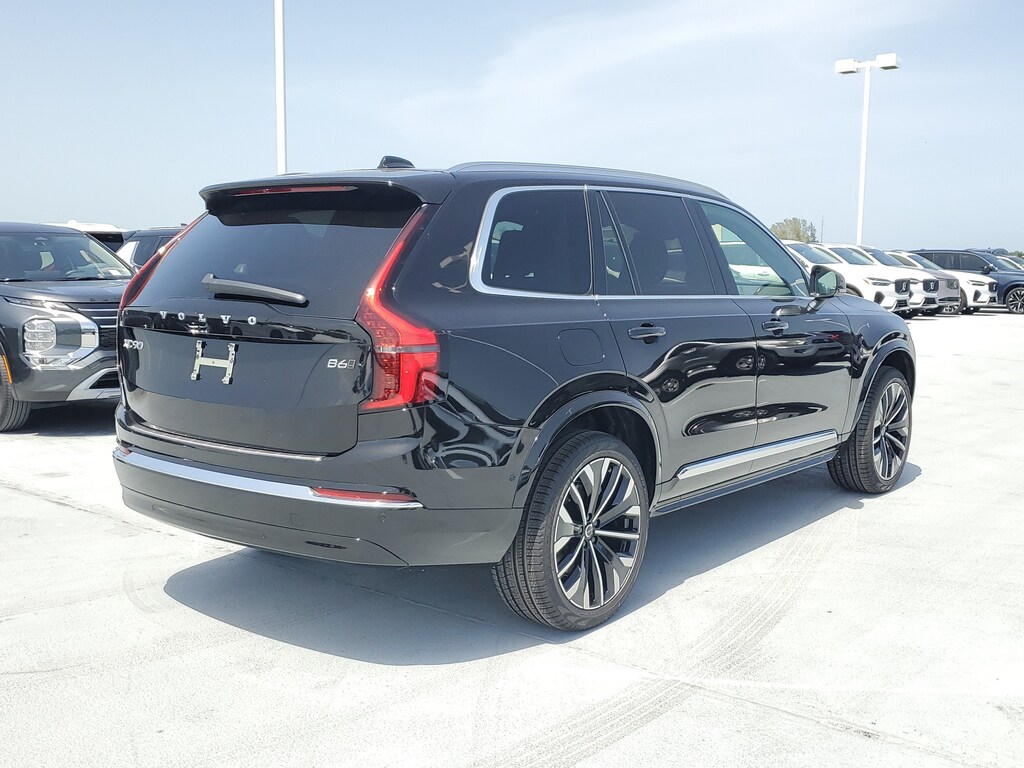 New 2026 Volvo XC90 B6 Plus 7-Seater SUV