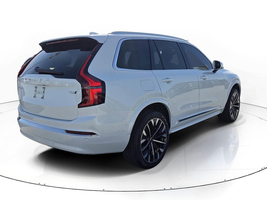 New 2026 Volvo XC90 B6 Ultra 7-Seater SUV