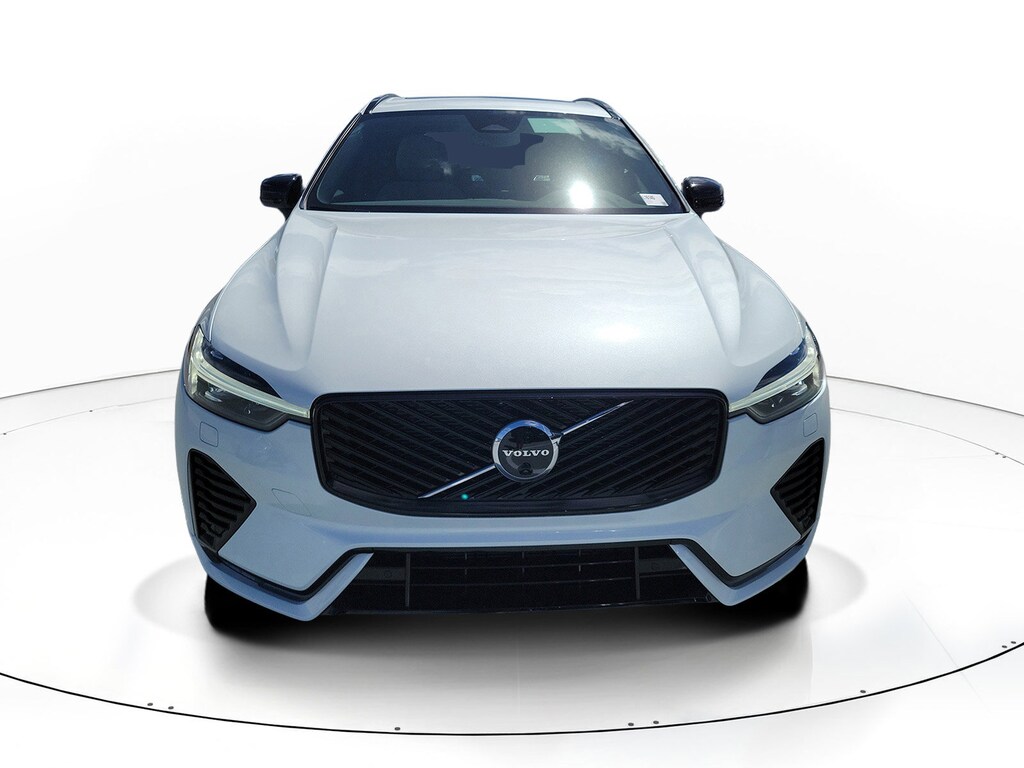 New 2026 Volvo XC60 B5 Plus SUV