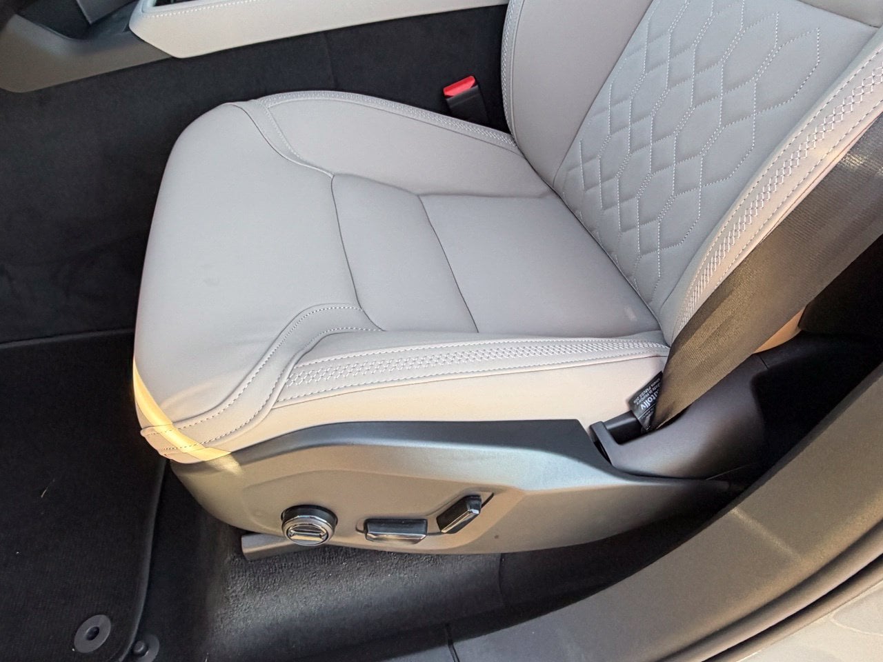 2026 Volvo XC90 Plus - Photo 19